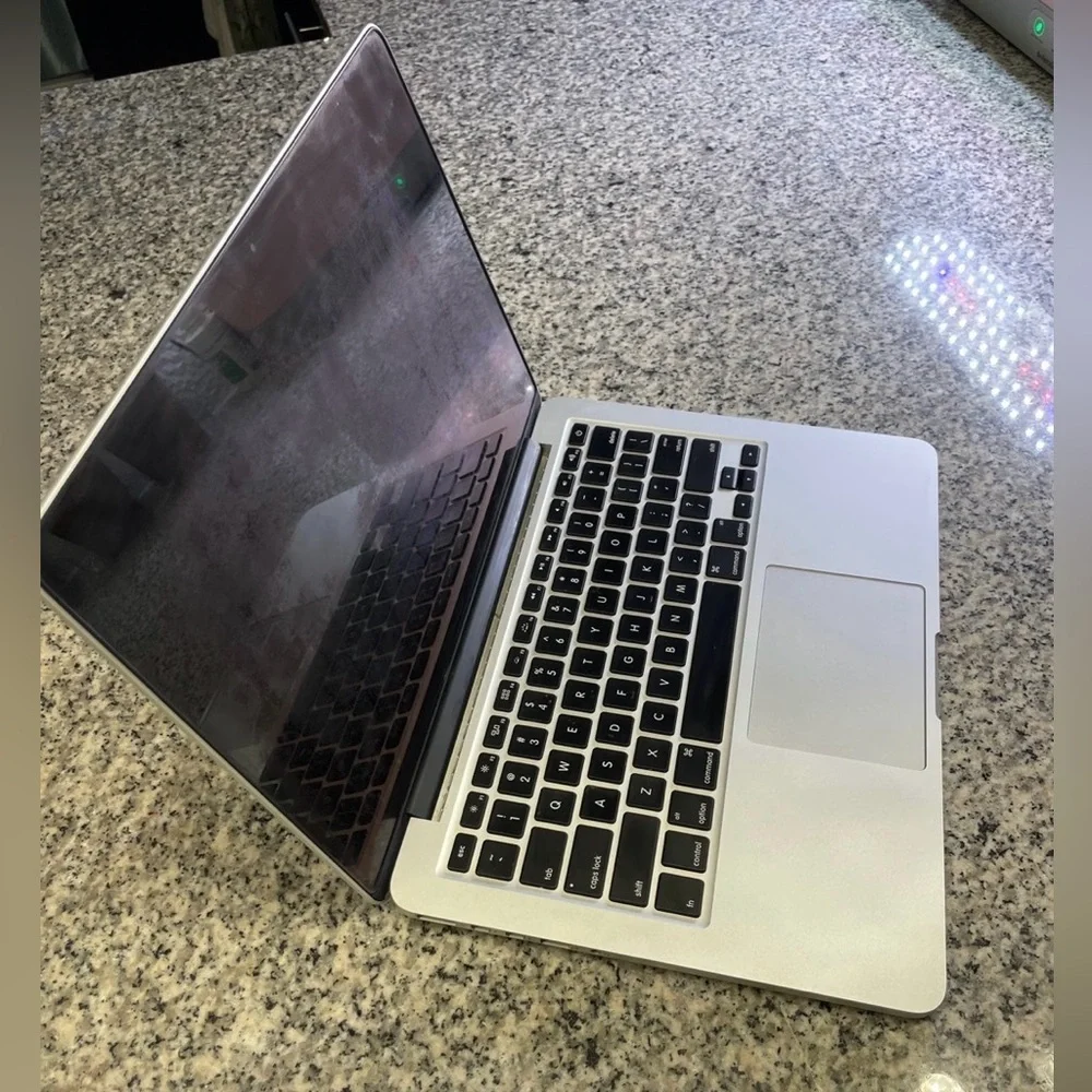 MacBook Pro 2015 13” 256GB